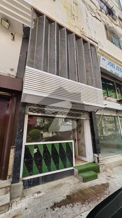 275 Square Yards Shop Is Available In Zamzama Commercial Area