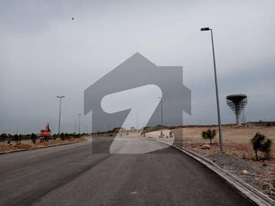 Pine Hills, Golf Community 2 Kanal plot for Sale