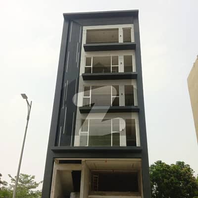 5 MARLA NEW PLAZA NEAR SUBWAY IN DHA PHASE 8 BROADWAY