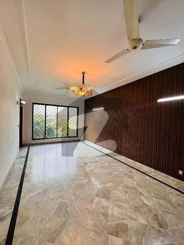 G-11/2 40*80 Full House Two Kitchen For Rent G-11/2 40*80 Full House Two Kitchen For Rent