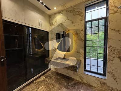 SPANISH DOUBLE STOREY BEAUTIFUL HOUSE AVAILABLE FOR SALE IN LDA AVENUE LAHORE