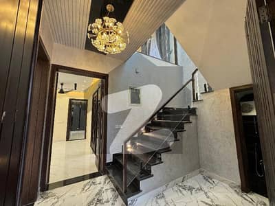SPANISH DOUBLE STOREY BEAUTIFUL HOUSE AVAILABLE FOR SALE IN LDA AVENUE LAHORE