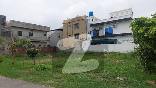 5 Marla Plot For Sale