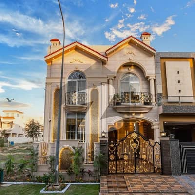 DHA PHASE 9 TOWN LAHORE 5 MARLA FULL HOUSE AVAILABLE ON RENT