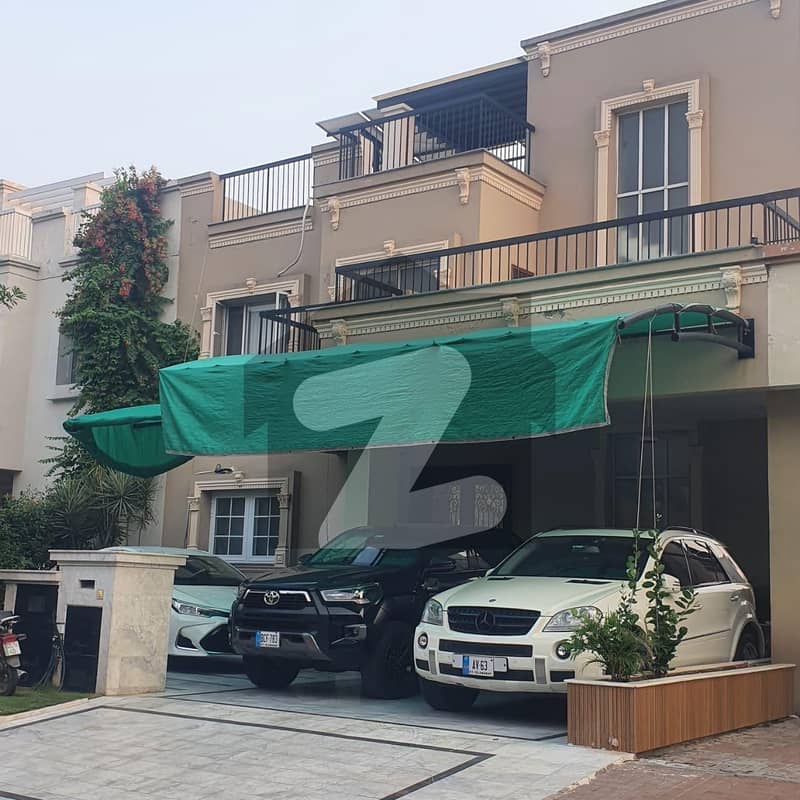 ڈیفینس رایا ڈی ایچ اے ڈیفینس,لاہور میں 5 کمروں کا 14 مرلہ مکان 8.5 کروڑ میں برائے فروخت۔