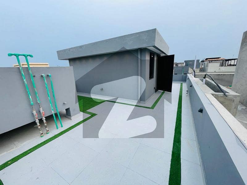 5-MARLA MODERN DESIGN HOUSE AVAILABLE FOR SALE