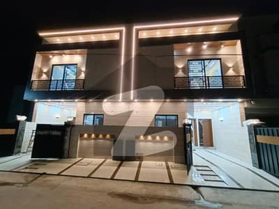 5 Marla Very Beautiful Brand New Ultra Modern House For SALE In Johar Town Phase-2 Super Hot Location A++ Cunstriction