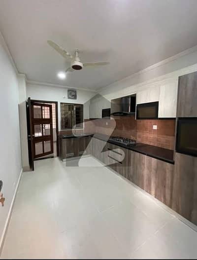 2nd Floor G+11 Block 3 Bed D/D Apartment For Rent