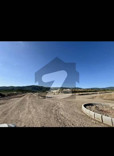 Top Location Plot Near To Double Road