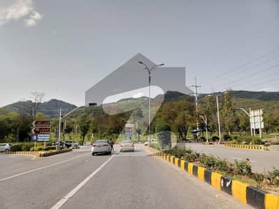 ٹاپ سٹی 1 اسلام آباد میں 1 کنال رہائشی پلاٹ 3.1 کروڑ میں برائے فروخت۔