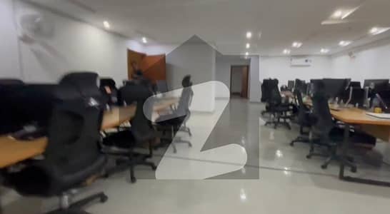 3300 Square Feet Pent House For Sale On