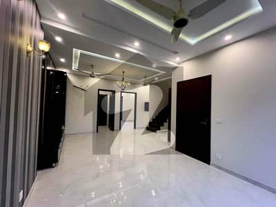 5 Marla Brand New House For Sale