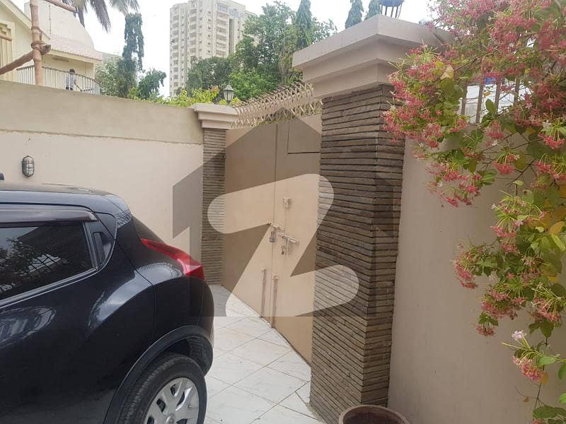 230 Sq. Yards Town House, PECHS Block-3 230 Sq. Yards Town House, PECHS Block-3