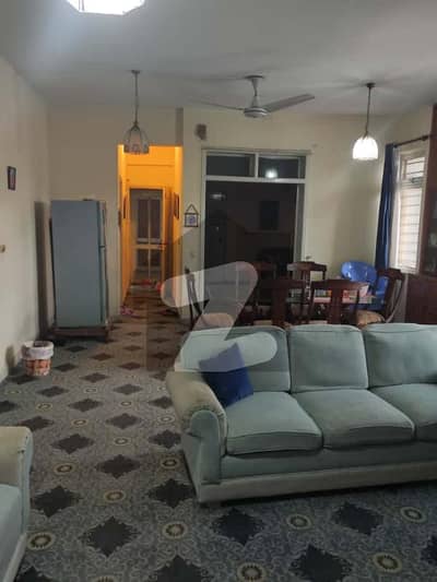 Top-Floor Apartment For Sale In Askari 7 Rawalpindi Listed By Owner