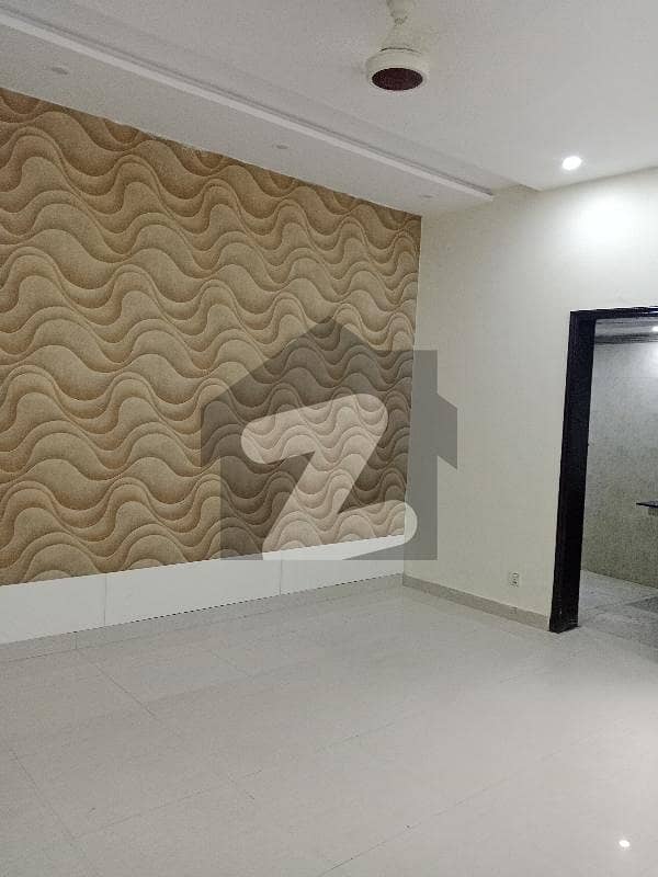 لیک سٹی میڈوز لاہور میں 2 کمروں کا 10 مرلہ بالائی پورشن 65.0 ہزار میں کرایہ پر دستیاب ہے۔ لیک سٹی میڈوز لاہور میں 2 کمروں کا 10 مرلہ بالائی پورشن 65.0 ہزار میں کرایہ پر دستیاب ہے۔