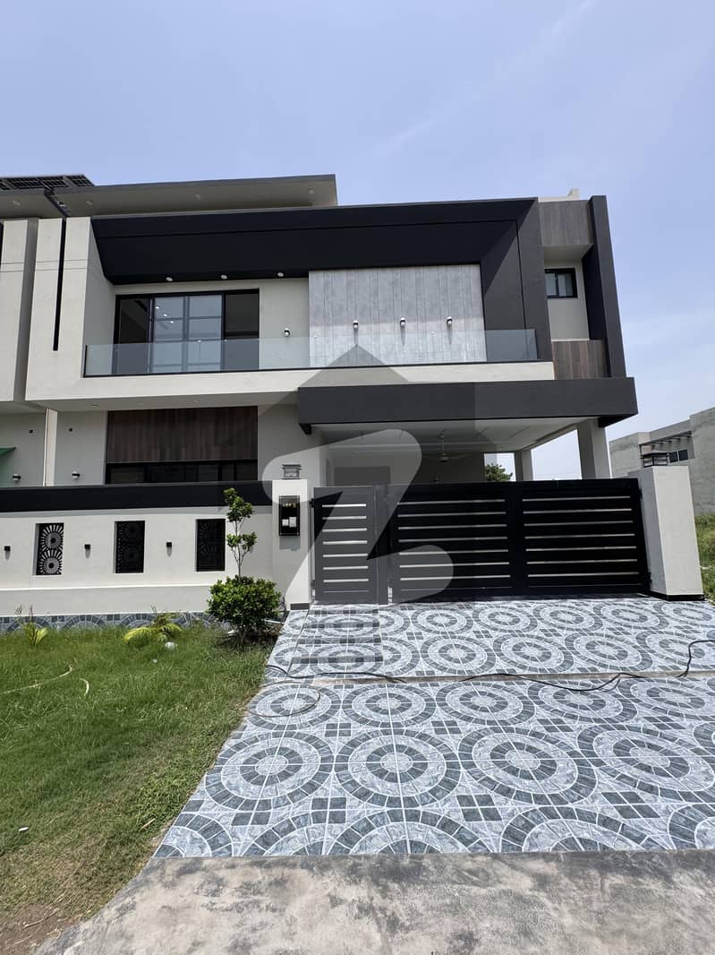 9 Marla House For Sale