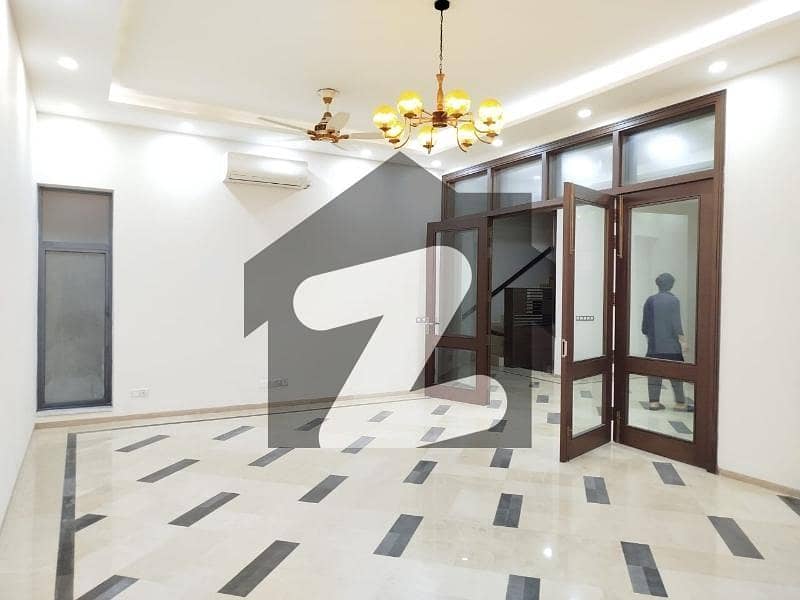 1 Kanal Open Basement Available For Rent In F-11 1 Kanal Open Basement Available For Rent In F-11