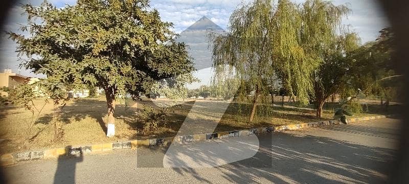 ایم پی سی ایچ ایس - بلاک بی ایم پی سی ایچ ایس ۔ ملٹی گارڈنز,بی ۔ 17,اسلام آباد میں 1 کنال رہائشی پلاٹ 2.75 کروڑ میں برائے فروخت۔ ایم پی سی ایچ ایس - بلاک بی ایم پی سی ایچ ایس ۔ ملٹی گارڈنز,بی ۔ 17,اسلام آباد میں 1 کنال رہائشی پلاٹ 2.75 کروڑ میں برائے فروخت۔