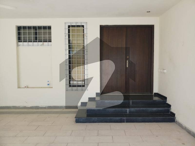 House For Rent In F-7 House For Rent In F-7