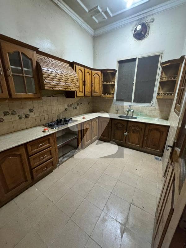 سیٹیلائیٹ ٹاؤن - بلاک سی سیٹیلائیٹ ٹاؤن,راولپنڈی میں 2 کمروں کا 3 مرلہ فلیٹ 80.0 لاکھ میں برائے فروخت۔