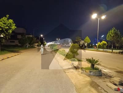ٹاپ سٹی 1 اسلام آباد میں 10 مرلہ رہائشی پلاٹ 95.0 لاکھ میں برائے فروخت۔