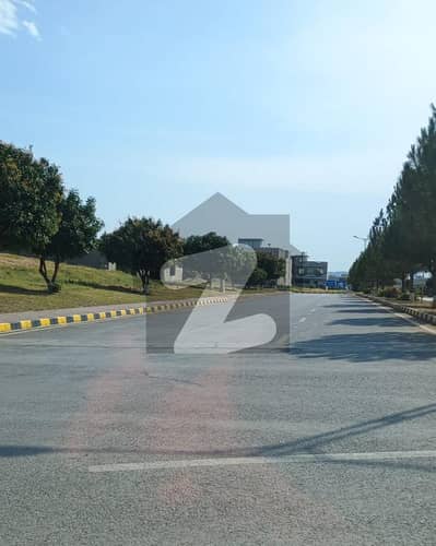 HOT DEAL 10 MARLA RESIDENTIAL PLOT FOR SALE IN TOP CITY D BLOCK, ISLAMABAD