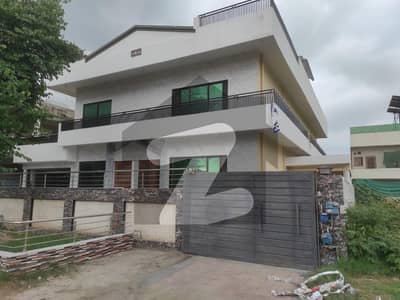 G-11/1. House 10 Bed. DD Tv Lounge Servant QTR 600 Sq Yard 13 Crore Final