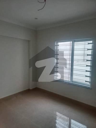 I SELL 5MARLA HOUSE IN BAHRIA ORCHARD PHASE FOR MORE PICS PLEASE CONTACT ME
