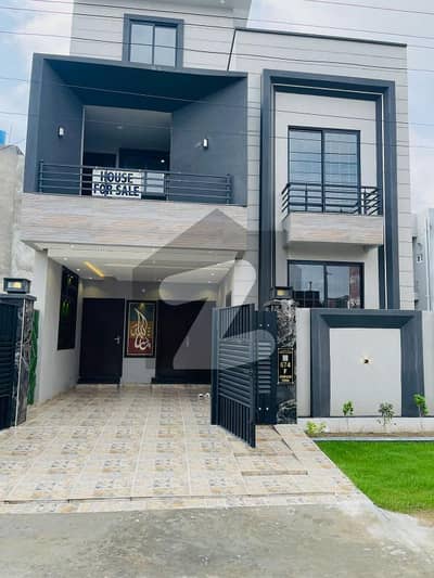 5 MARLA BRAND NEW HOUSE