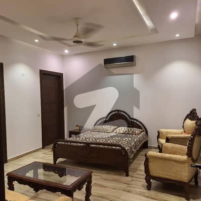 1 Kanal 1Bed Room Furinshed With Attached Bath Dying Fully Furnished 1 Car Parking Available Original Picture