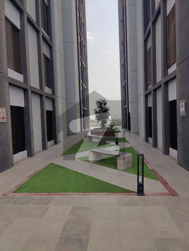 راشد منہاس روڈ کراچی میں 2 کنال کمرشل پلاٹ 95.0 کروڑ میں برائے فروخت۔ راشد منہاس روڈ کراچی میں 2 کنال کمرشل پلاٹ 95.0 کروڑ میں برائے فروخت۔