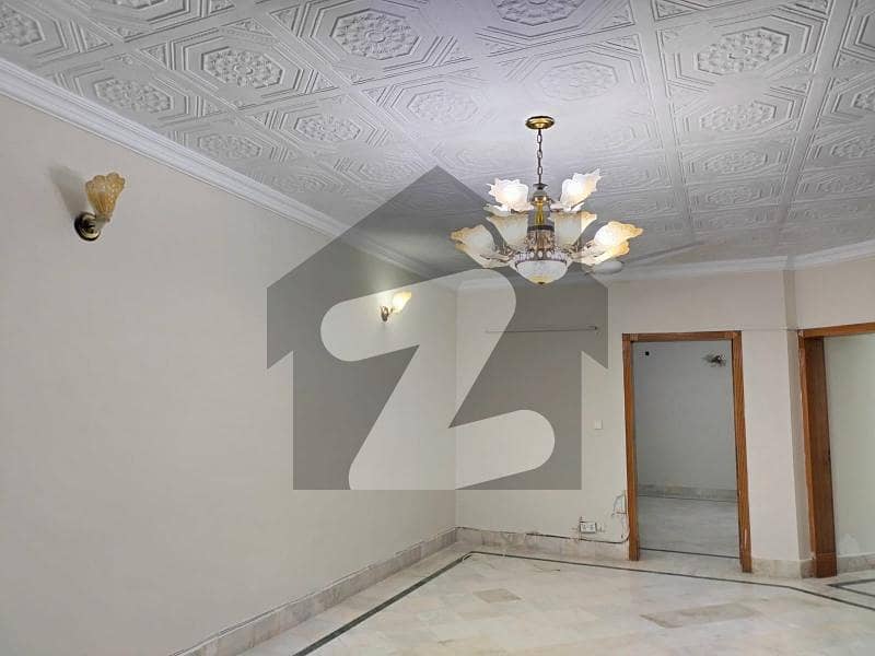 G-11/4 Full House 8 Bed 2 Kitchen