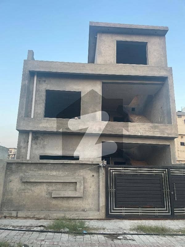 Taj Residencia 5 Marla Gray Structure Available For Sale