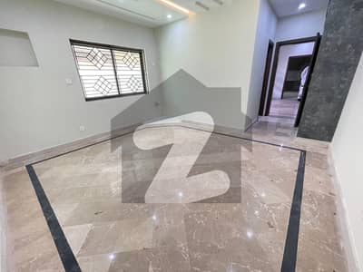 ایف ۔ 8 اسلام آباد میں 4 کمروں کا 1 کنال مکان 7.1 لاکھ میں کرایہ پر دستیاب ہے۔ ایف ۔ 8 اسلام آباد میں 4 کمروں کا 1 کنال مکان 7.1 لاکھ میں کرایہ پر دستیاب ہے۔