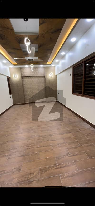 4 Bed Dd West Open 2200 Sq/Ft Net Maintained Building