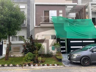 لاہور گارڈن ہاؤسنگ سکیم لاہور - جڑانوالا روڈ,لاہور میں 5 کمروں کا 5 مرلہ مکان 1.25 کروڑ میں برائے فروخت۔