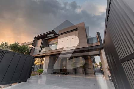 Ultra Luxury 1 Kanal Designer House Near DHA Raya