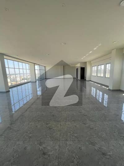 ڈی ایچ اے فیز 8 ڈی ایچ اے ڈیفینس,کراچی میں 13 مرلہ دفتر 7.5 لاکھ میں کرایہ پر دستیاب ہے۔