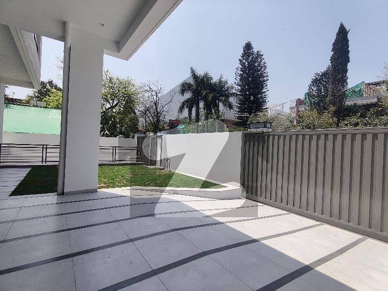 ایف ۔ 8 اسلام آباد میں 6 کمروں کا 2 کنال مکان 12.0 لاکھ میں کرایہ پر دستیاب ہے۔ ایف ۔ 8 اسلام آباد میں 6 کمروں کا 2 کنال مکان 12.0 لاکھ میں کرایہ پر دستیاب ہے۔