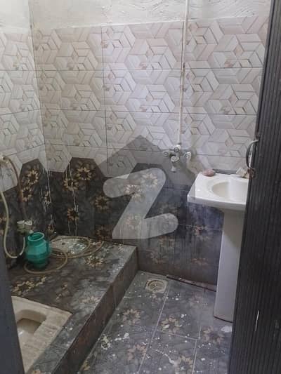 3 Marla Upper Portion Is Available In Affordable Price In Rehman Gardens - Executive Block