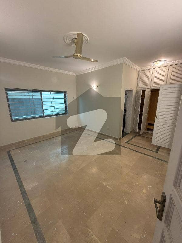 Beautiful House For Rent In F-11 Beautiful House For Rent In F-11