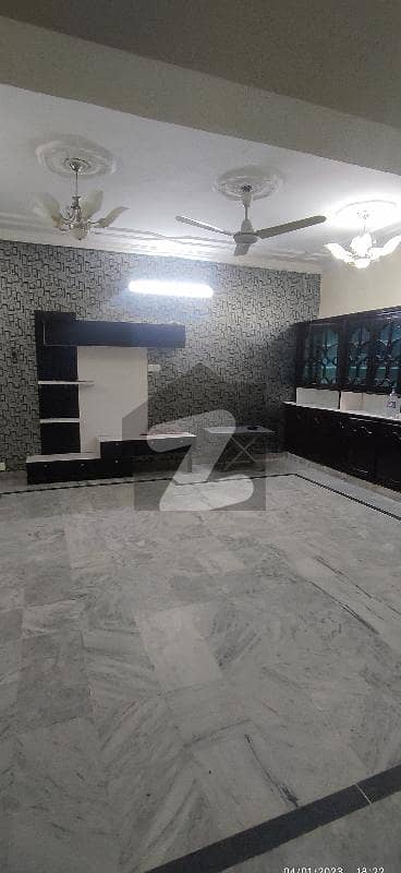 G-9 10 Marla House is Available For Rent G-9 10 Marla House is Available For Rent