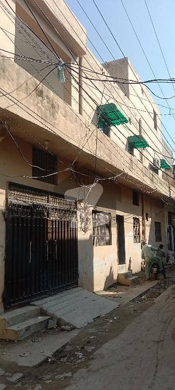 اعوان مارکیٹ فیروزپور روڈ,لاہور میں 8 کمروں کا 6 مرلہ مکان 1.55 کروڑ میں برائے فروخت۔