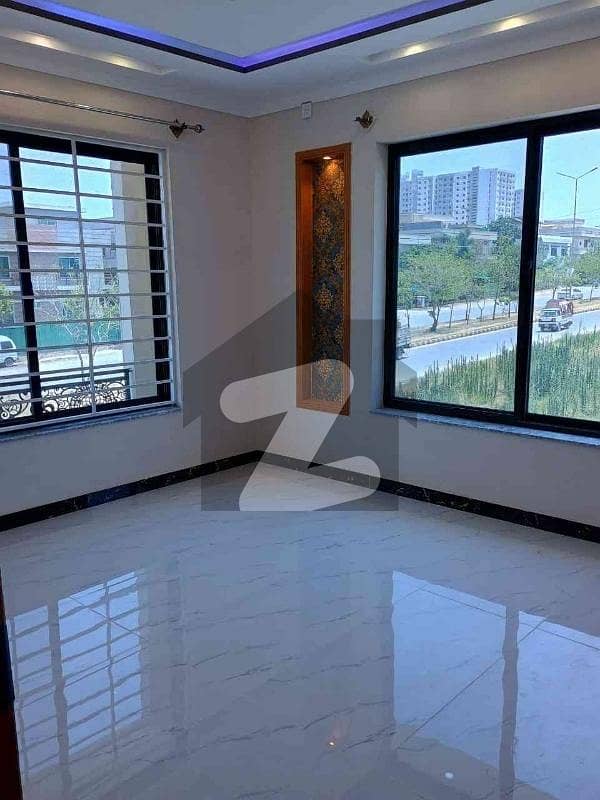 House Of 10 Marla In G-13 For rent