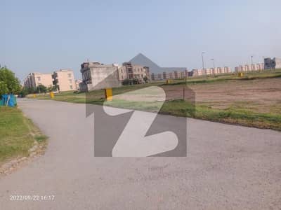 روز گارڈن بحریہ ٹاؤن فیز 8,بحریہ ٹاؤن راولپنڈی,راولپنڈی میں 5 مرلہ رہائشی پلاٹ 38.0 لاکھ میں برائے فروخت۔