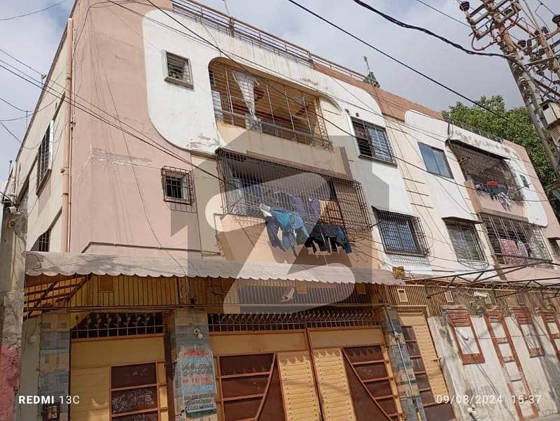 کشمیر روڈ کراچی میں 3 کمروں کا 7 مرلہ فلیٹ 2.8 کروڑ میں برائے فروخت۔