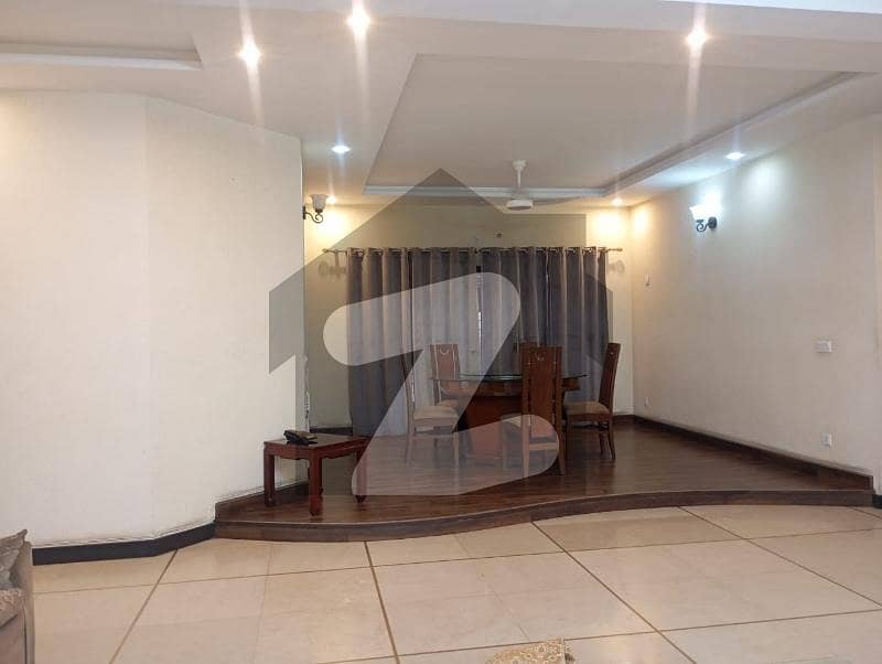2 Kanal House In Stunning F-7 Is Available For sale