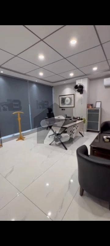 کوہ نور ون جڑانوالہ روڈ,فیصل آباد میں 4 کمروں کا 5 مرلہ دفتر 2.5 لاکھ میں کرایہ پر دستیاب ہے۔