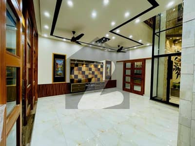 5 Marla Lavish House For sale Near Canal Road Faisalabad