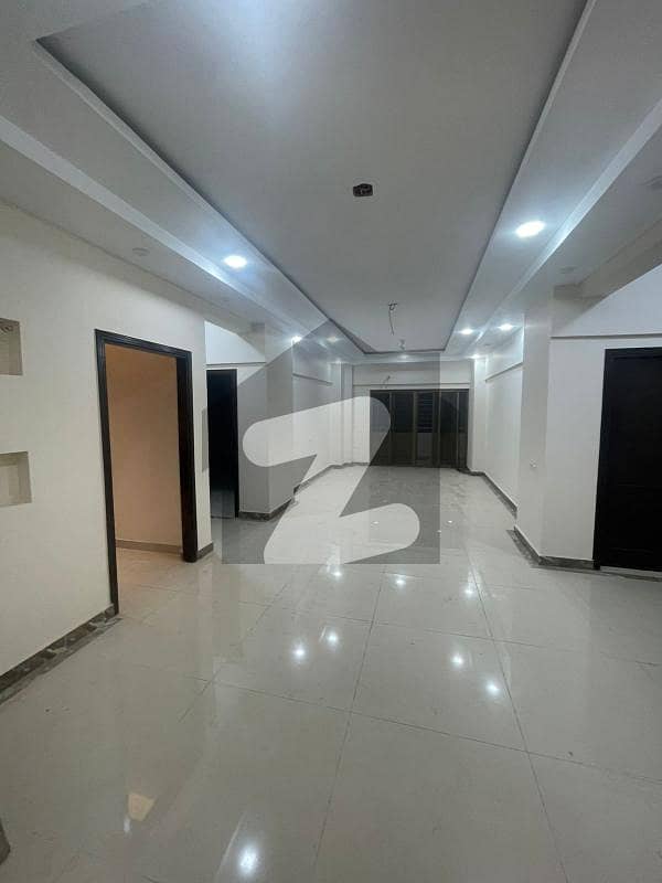 باتھ آئی لینڈ کراچی میں 4 کمروں کا 13 مرلہ فلیٹ 8.75 کروڑ میں برائے فروخت۔